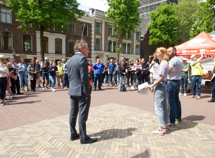 Docenten Universiteiten Voeren Voor Het Eerst Actie Tijdens Cao ...