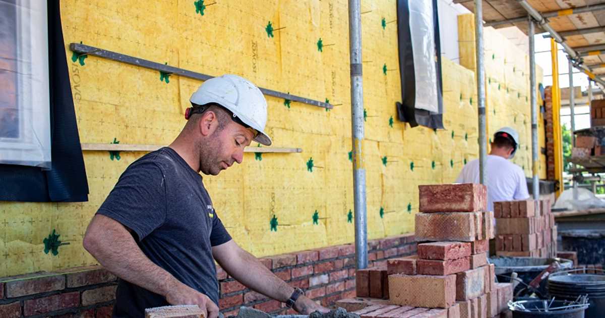 FNV sends collective labor agreement ultimatum to employers in brick industry